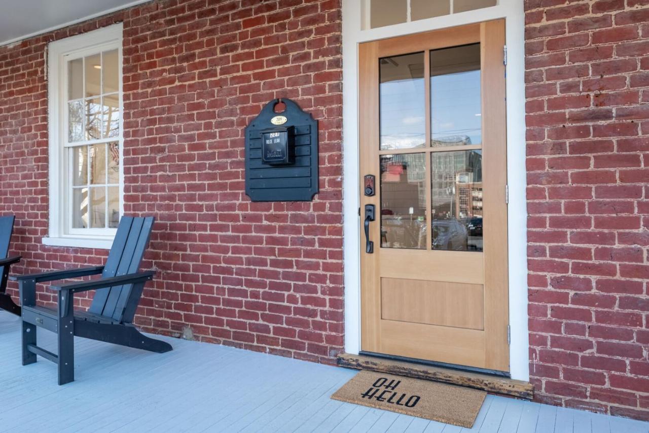 Boutique Room Steps From Downtown Mall Rose Jean Room 3 Charlottesville Extérieur photo